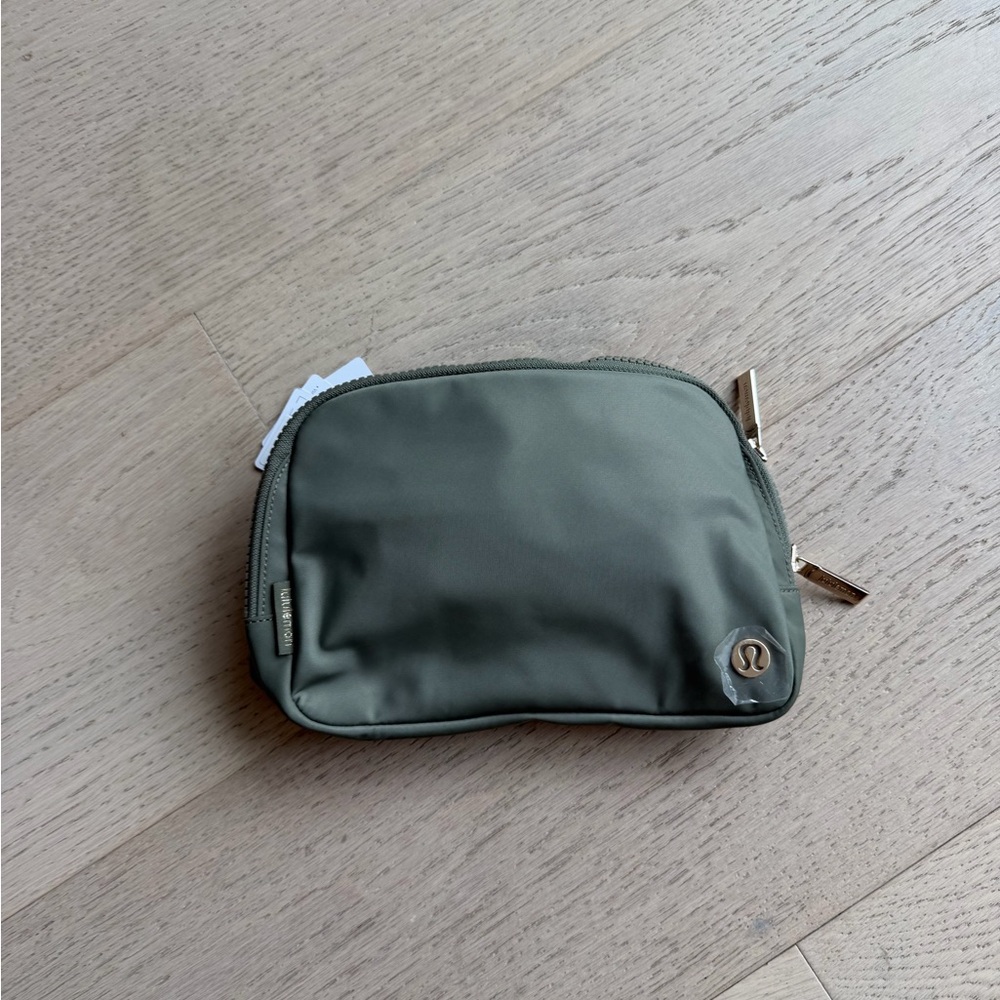 Lululemon Athletica Olive Belt Bag